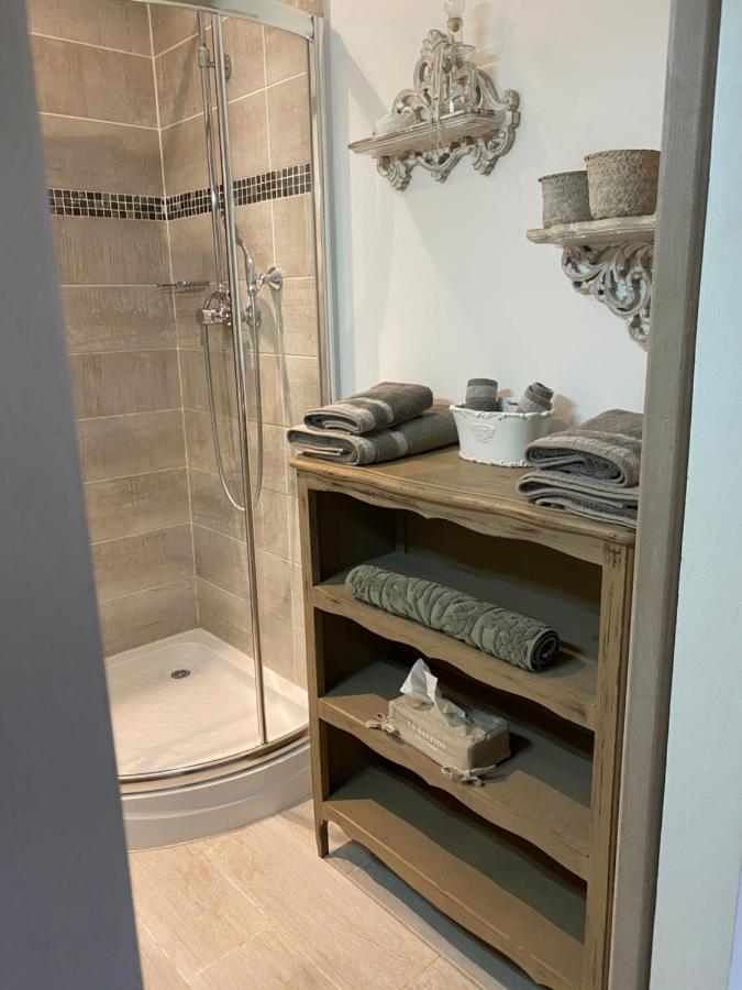 La Petite Campagne Bed & Breakfast Mane  Bagian luar foto